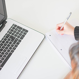 Laptop-and-notepad_small